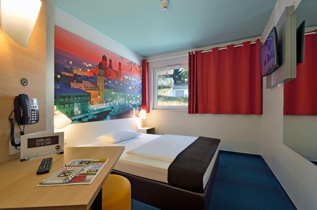 B&B Hotel Passau Adlkofen Quarto foto