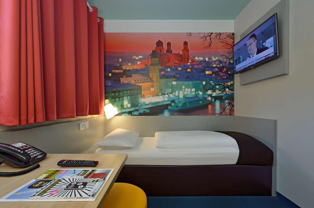 B&B Hotel Passau Adlkofen Quarto foto
